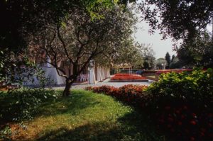 hotel-con-ampio-giardino